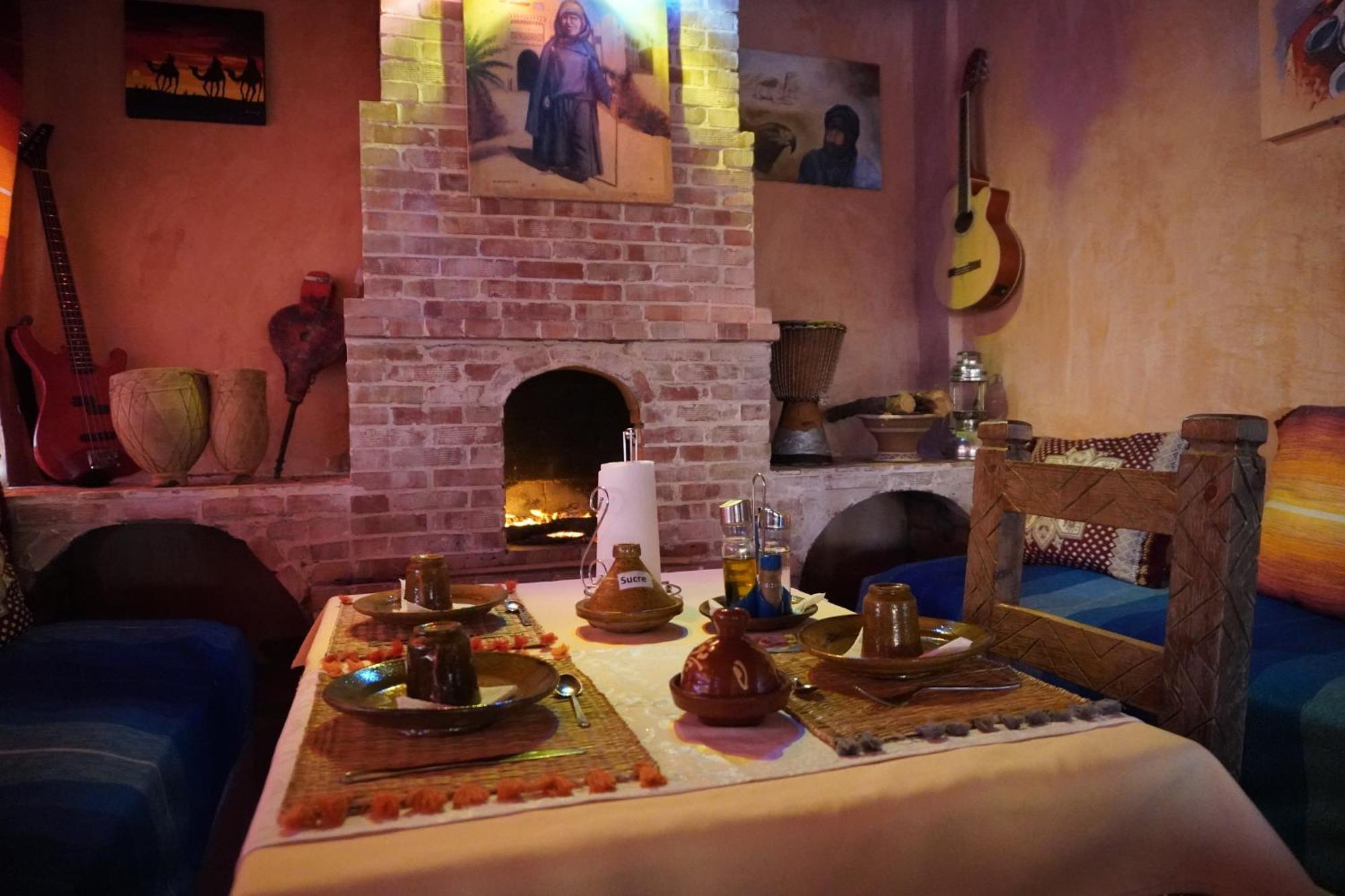 Hotel La Kasbah Elkhorbat Muxu Berbere à Asrir  Extérieur photo