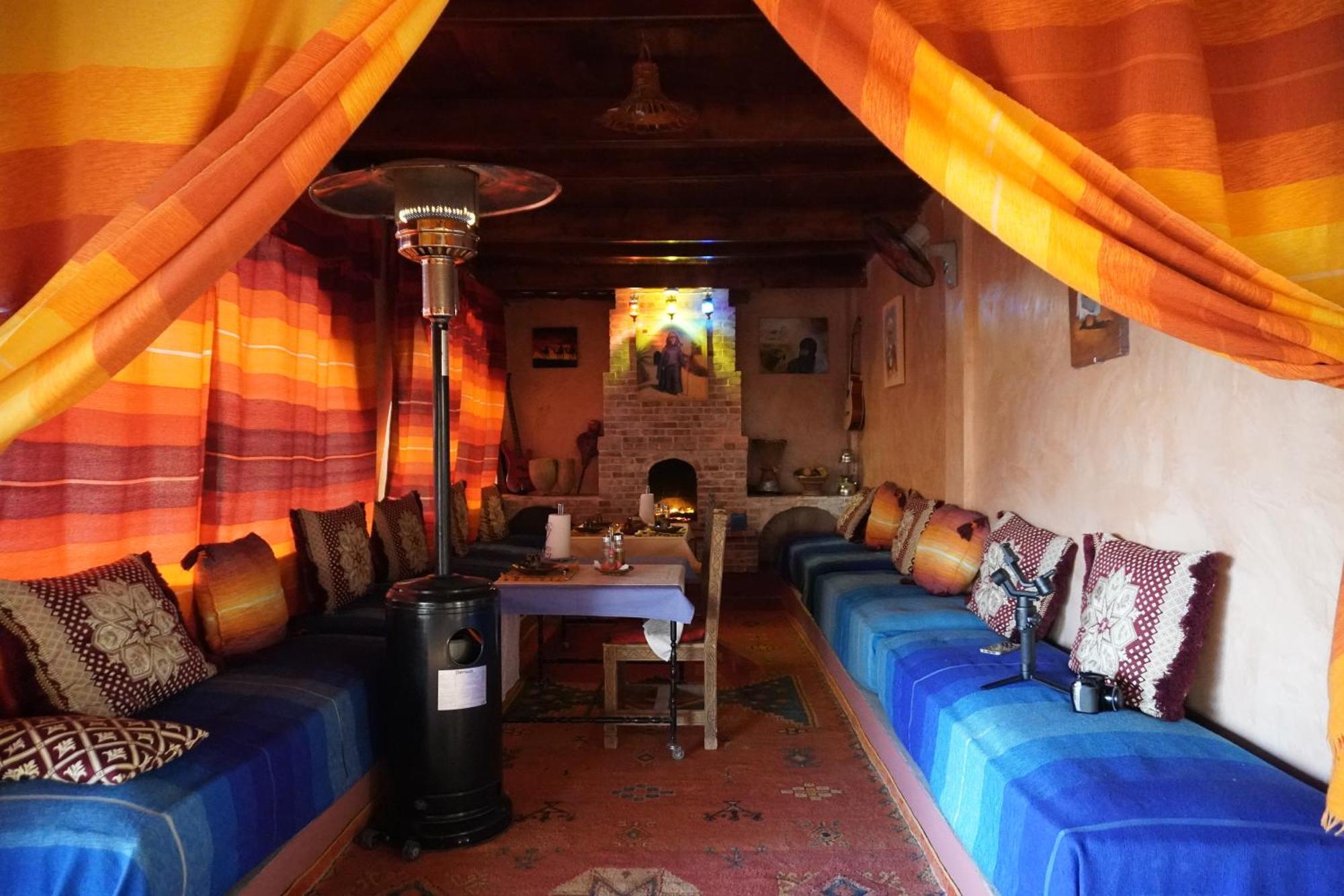 Hotel La Kasbah Elkhorbat Muxu Berbere à Asrir  Extérieur photo