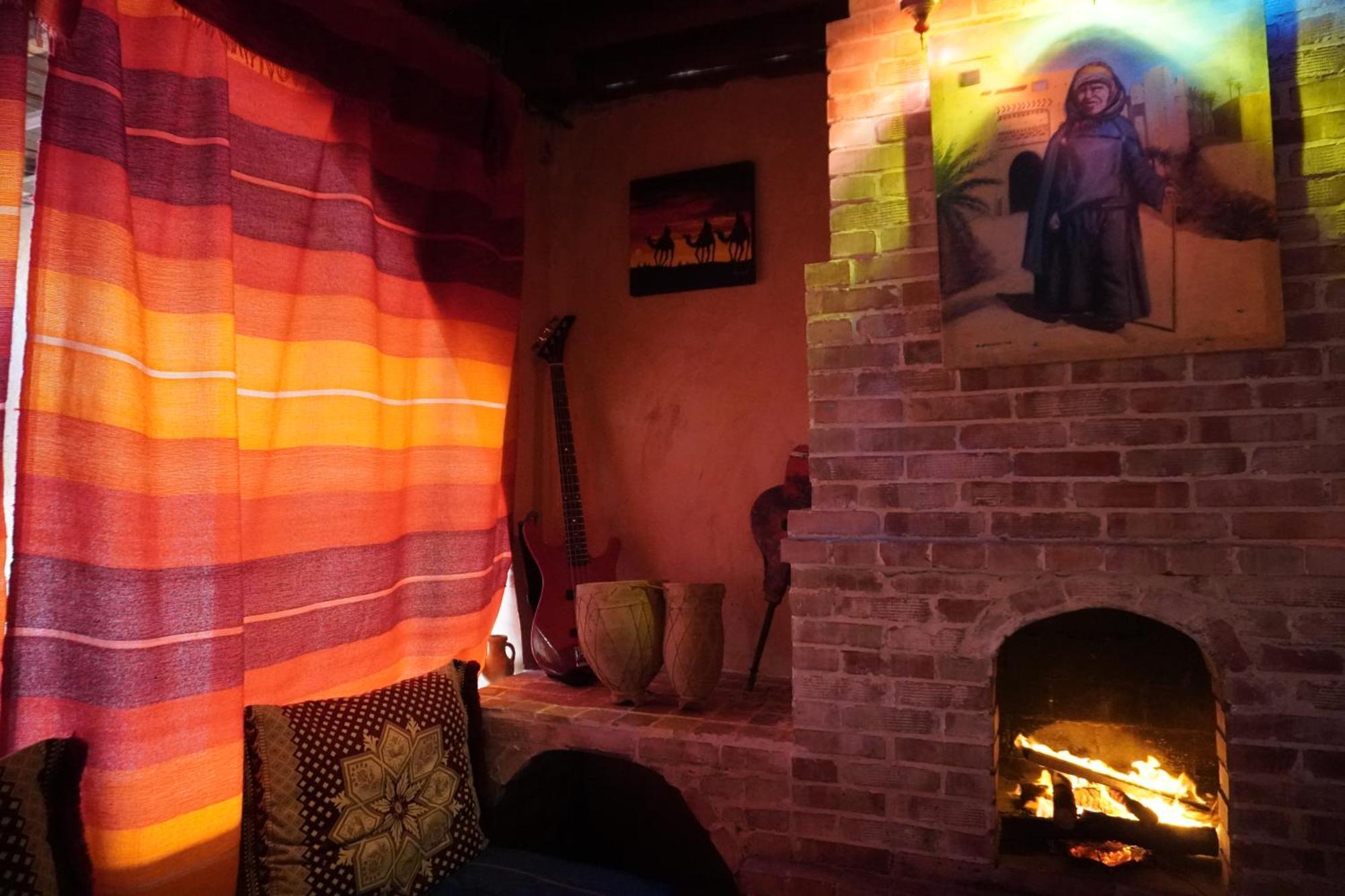 Hotel La Kasbah Elkhorbat Muxu Berbere à Asrir  Extérieur photo