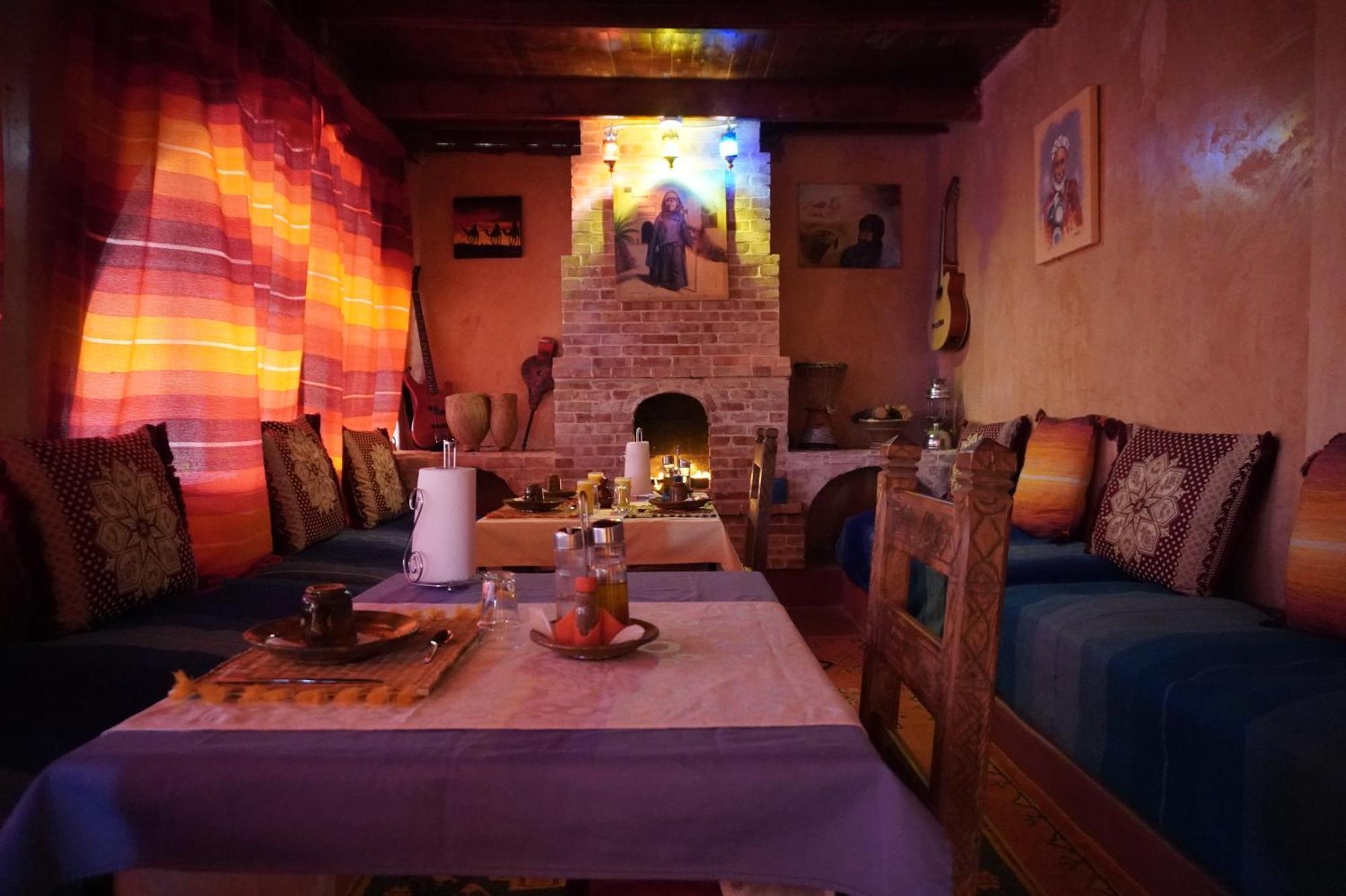 Hotel La Kasbah Elkhorbat Muxu Berbere à Asrir  Extérieur photo