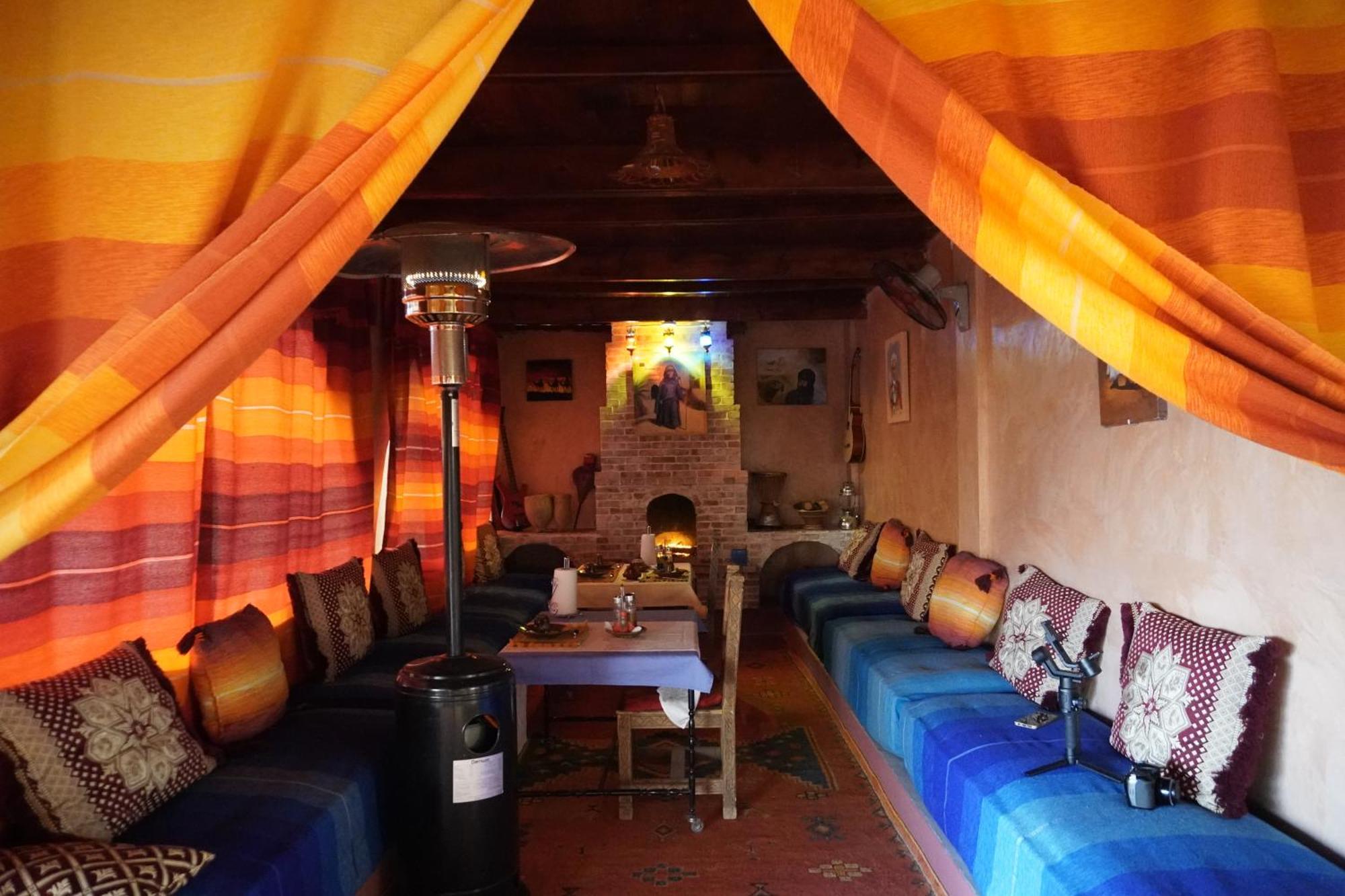 Hotel La Kasbah Elkhorbat Muxu Berbere à Asrir  Extérieur photo