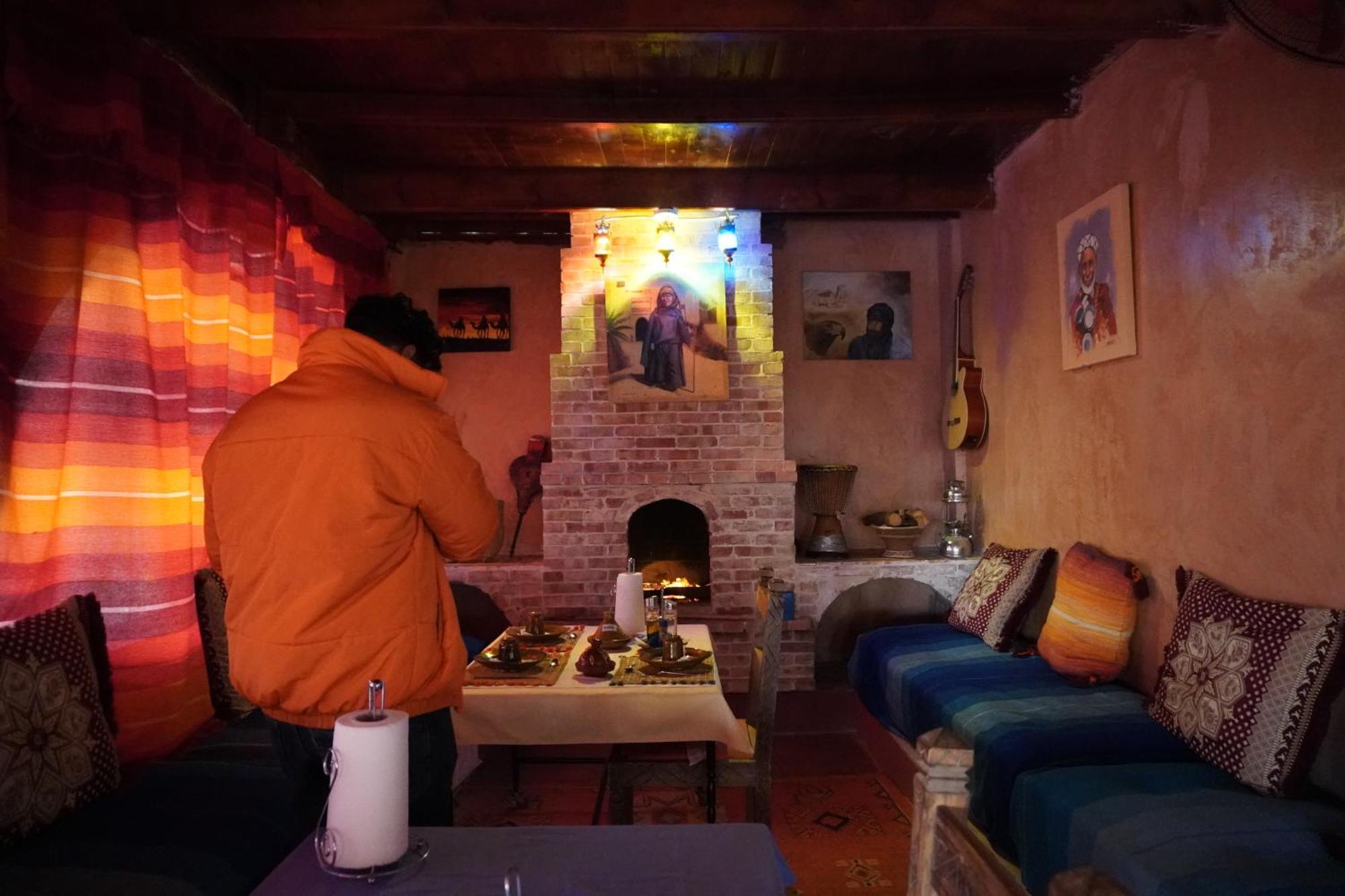 Hotel La Kasbah Elkhorbat Muxu Berbere à Asrir  Extérieur photo