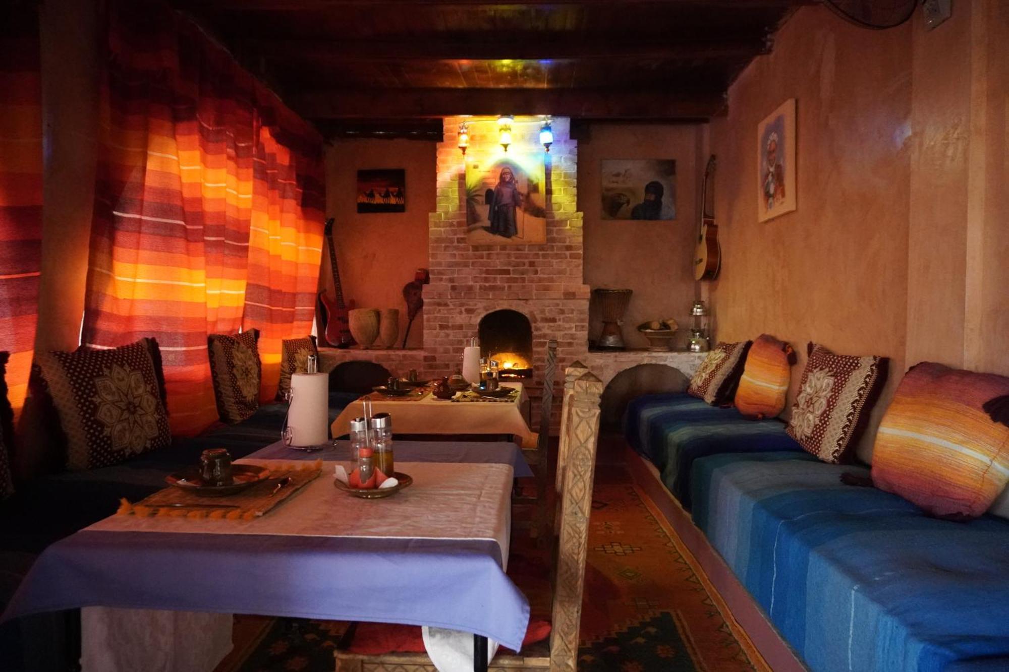 Hotel La Kasbah Elkhorbat Muxu Berbere à Asrir  Extérieur photo