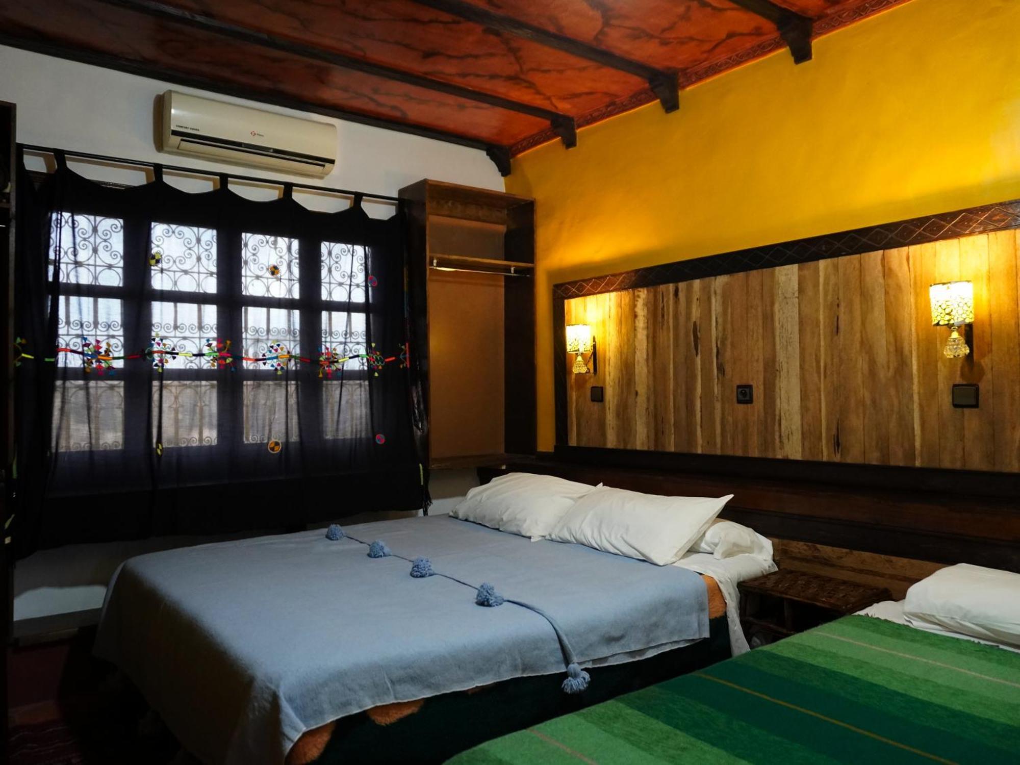 Hotel La Kasbah Elkhorbat Muxu Berbere à Asrir  Extérieur photo